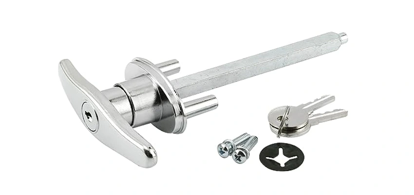 Old Style Garage Door Locks Replacements in Calistoga, California